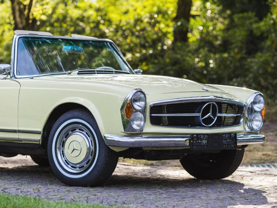 Image 3/8 of Mercedes-Benz 230 SL (1964)