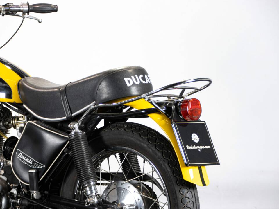 Immagine 10/50 di Ducati 350 Scrambler (1971)