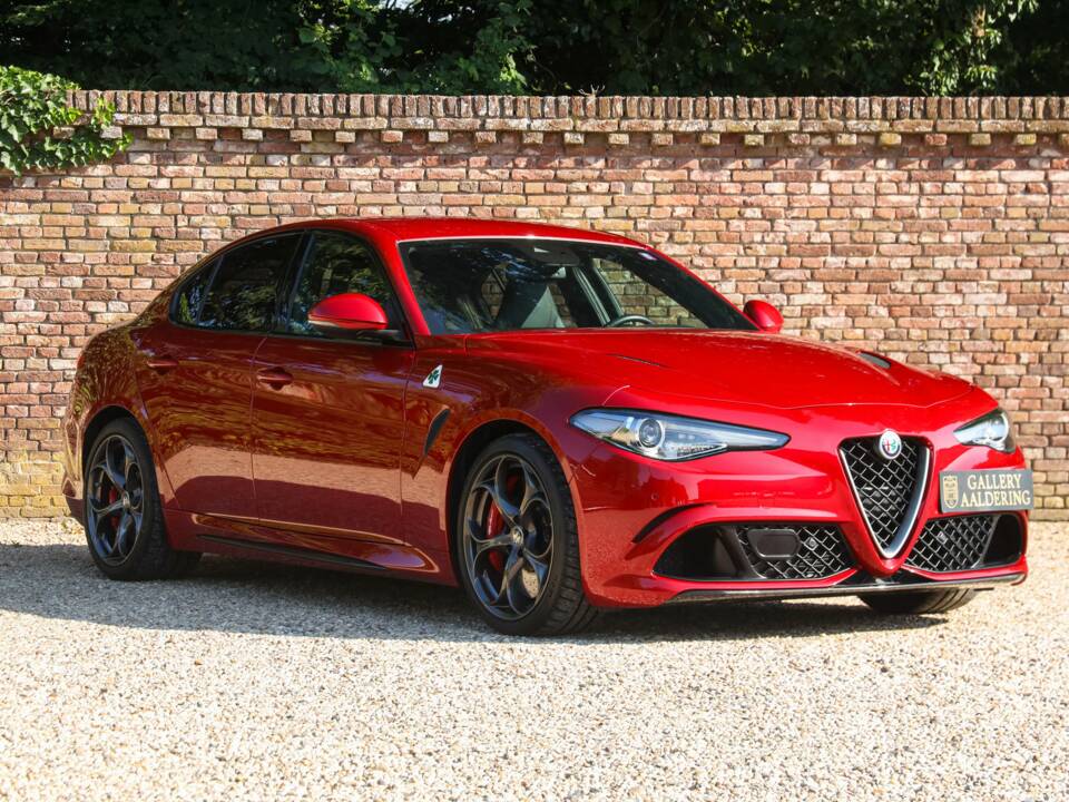 Bild 34/50 von Alfa Romeo Giulia Quadrifoglio (2017)
