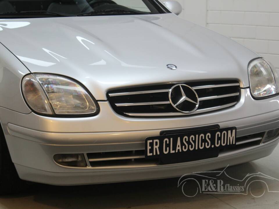 Image 2/8 de Mercedes-Benz SLK 230 Kompressor (1999)