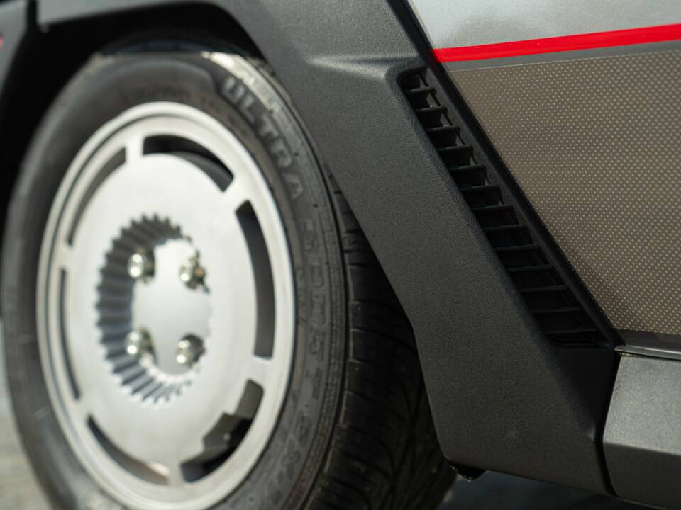 Image 14/50 de Renault R 5 GT Turbo (1986)