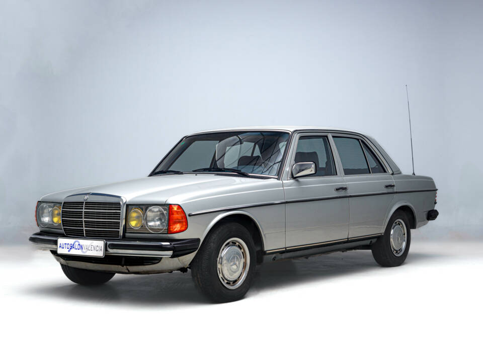 Image 3/25 de Mercedes-Benz 300 D (1985)