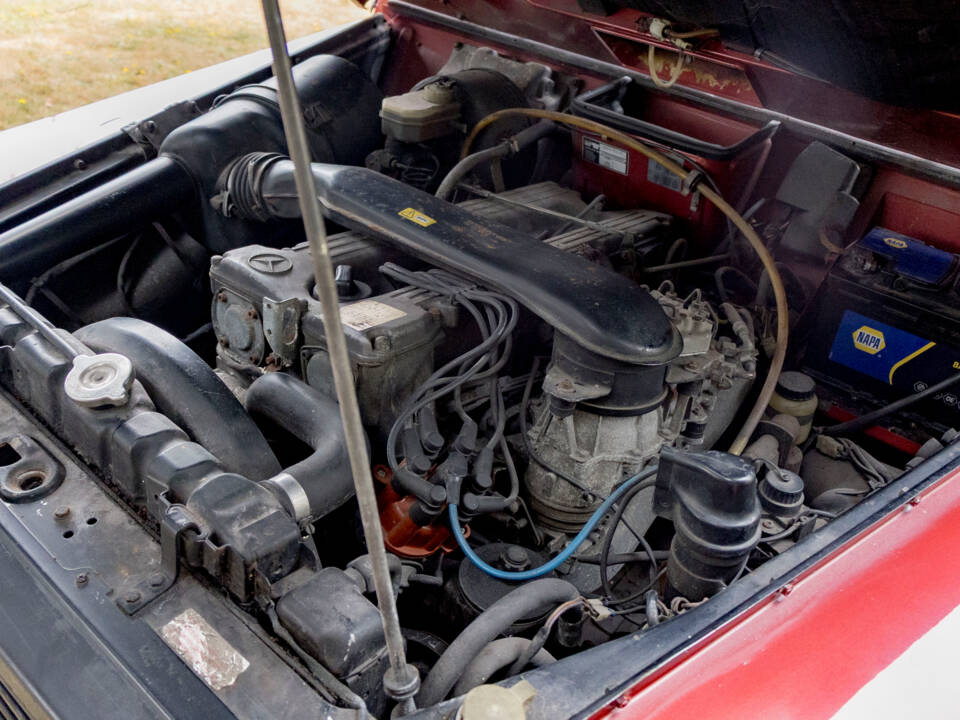 Immagine 12/29 di Mercedes-Benz 280 GE (SWB) (1990)