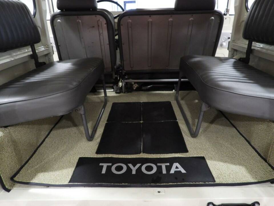 Imagen 10/15 de Toyota Land Cruiser FJ 40 (1972)