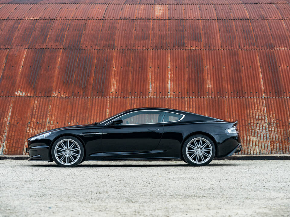 Image 3/36 of Aston Martin DBS (2008)