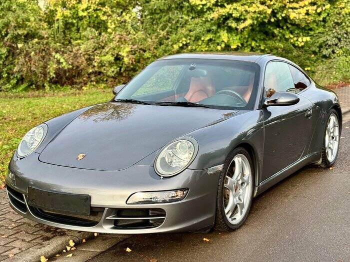 Imagen 2/7 de Porsche 911 Carrera (2008)