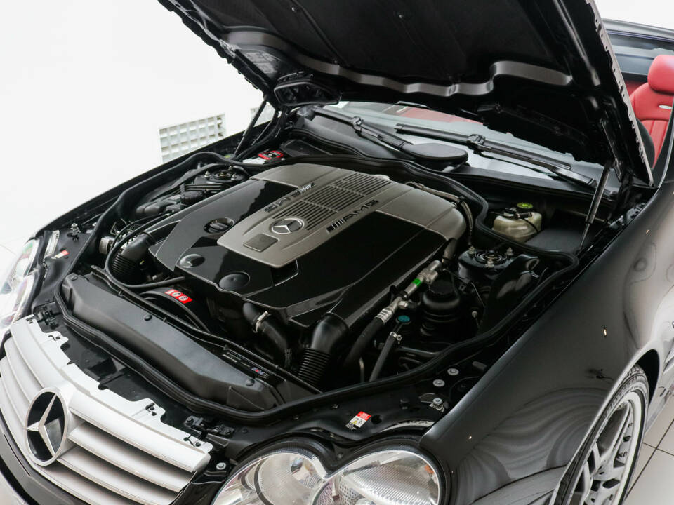 Image 10/21 of Mercedes-Benz SL 65 AMG (2005)