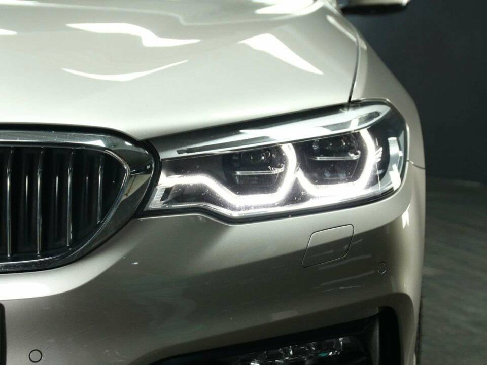 Image 37/50 of ALPINA B5 Biturbo AWD (2017)