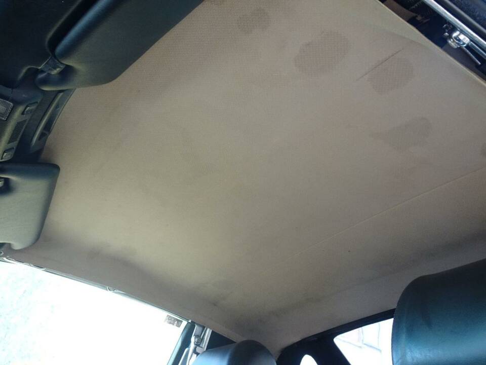 Image 29/45 de Mercedes-Benz 500 SL (1991)