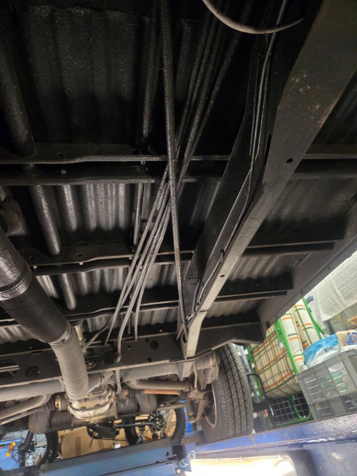 Imagen 13/13 de Volkswagen T2b minibus L (1979)