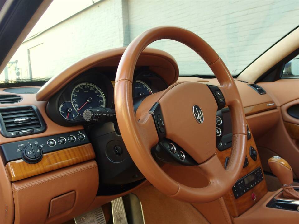 Image 48/99 of Maserati Quattroporte 4.2 (2007)