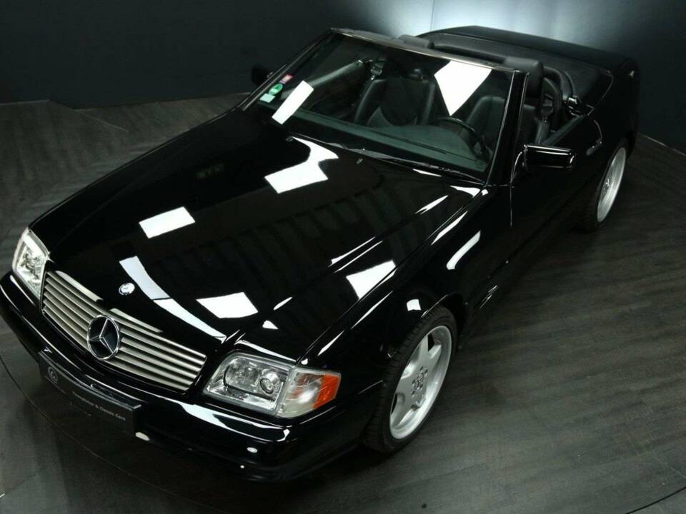 Imagen 23/30 de Mercedes-Benz SL 500 (1998)