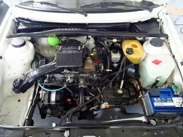 Image 22/29 de Volkswagen Golf II 1.6 (1987)