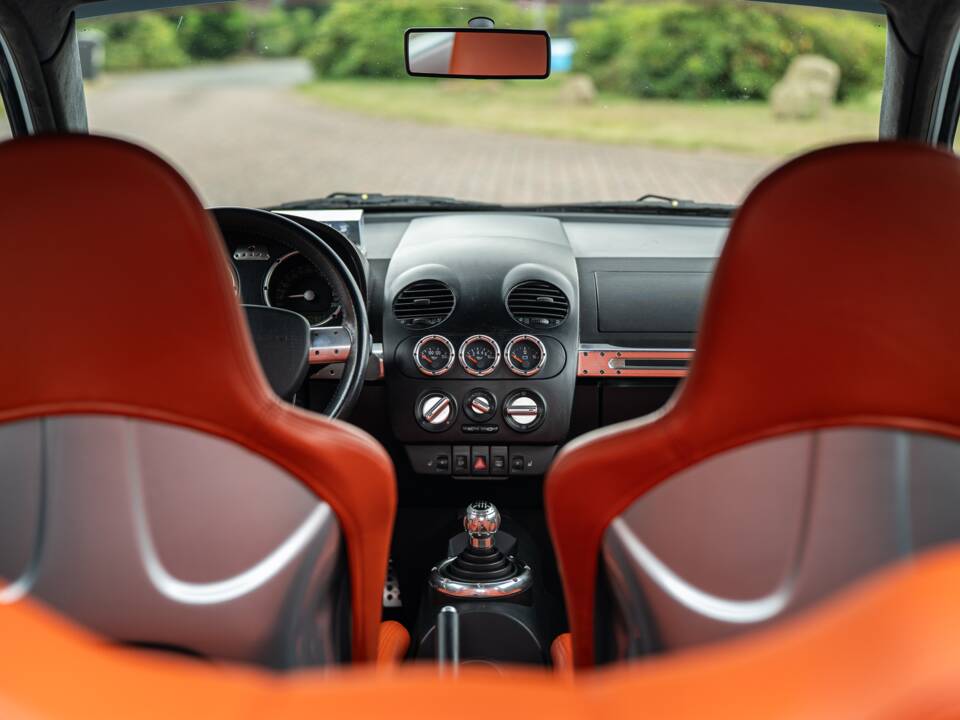 Image 35/48 of Volkswagen New Beetle RSI (2003)
