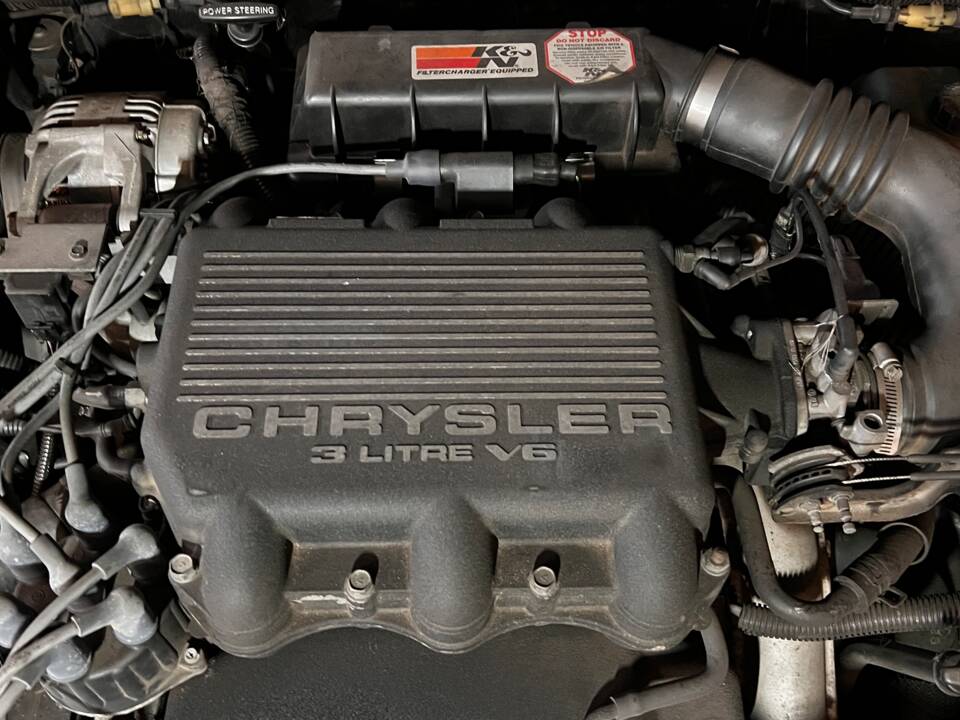 Image 14/17 of Chrysler TC by Maserati (1992)