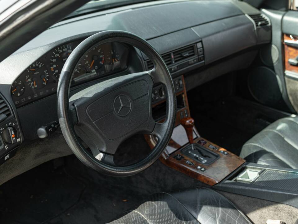 Bild 31/50 von Mercedes-Benz 300 SL (1990)