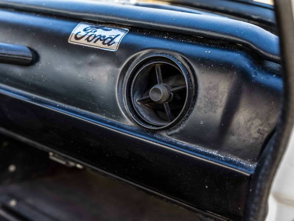 Bild 124/155 von Ford Transit (1975)