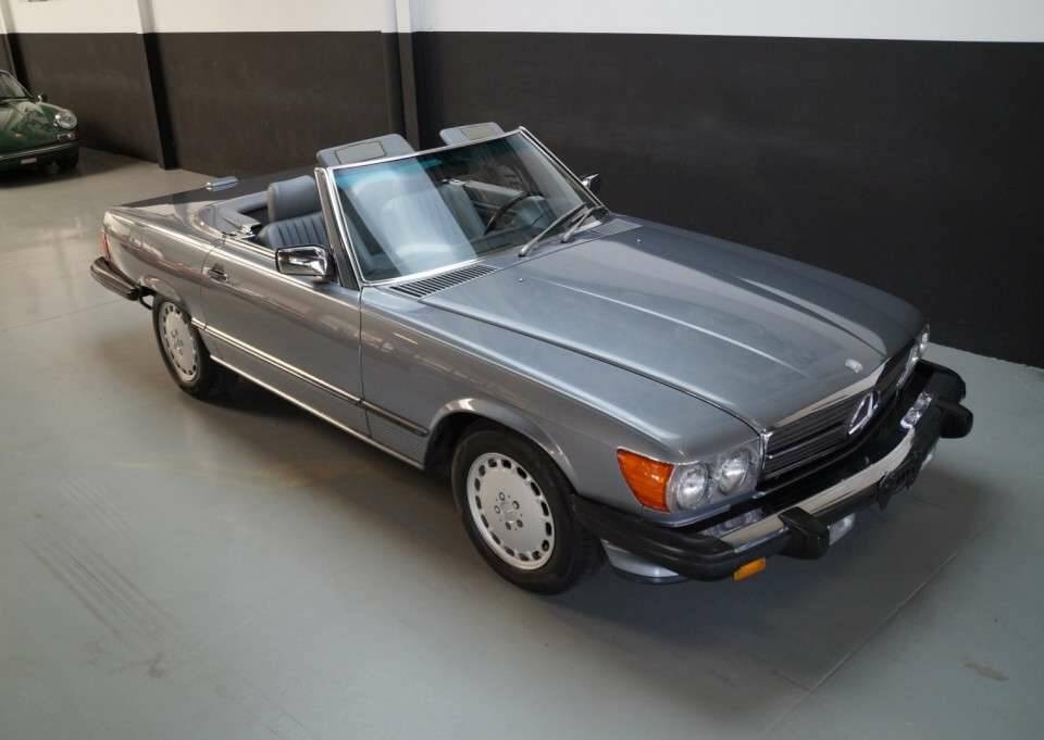 Bild 27/50 von Mercedes-Benz 560 SL (1989)