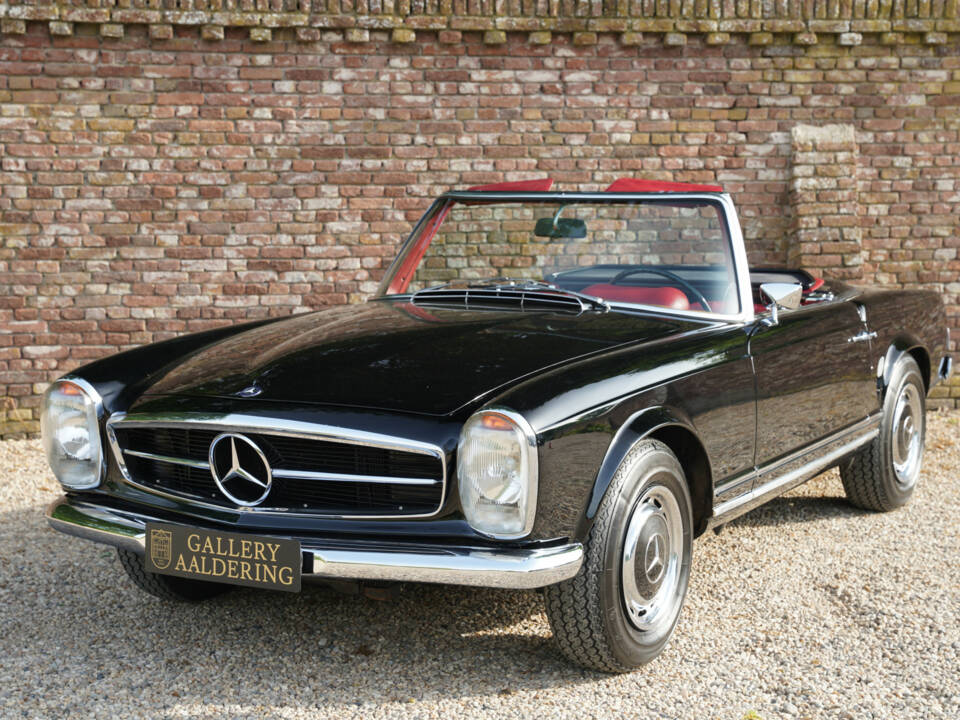 Image 47/50 de Mercedes-Benz 280 SL (1969)