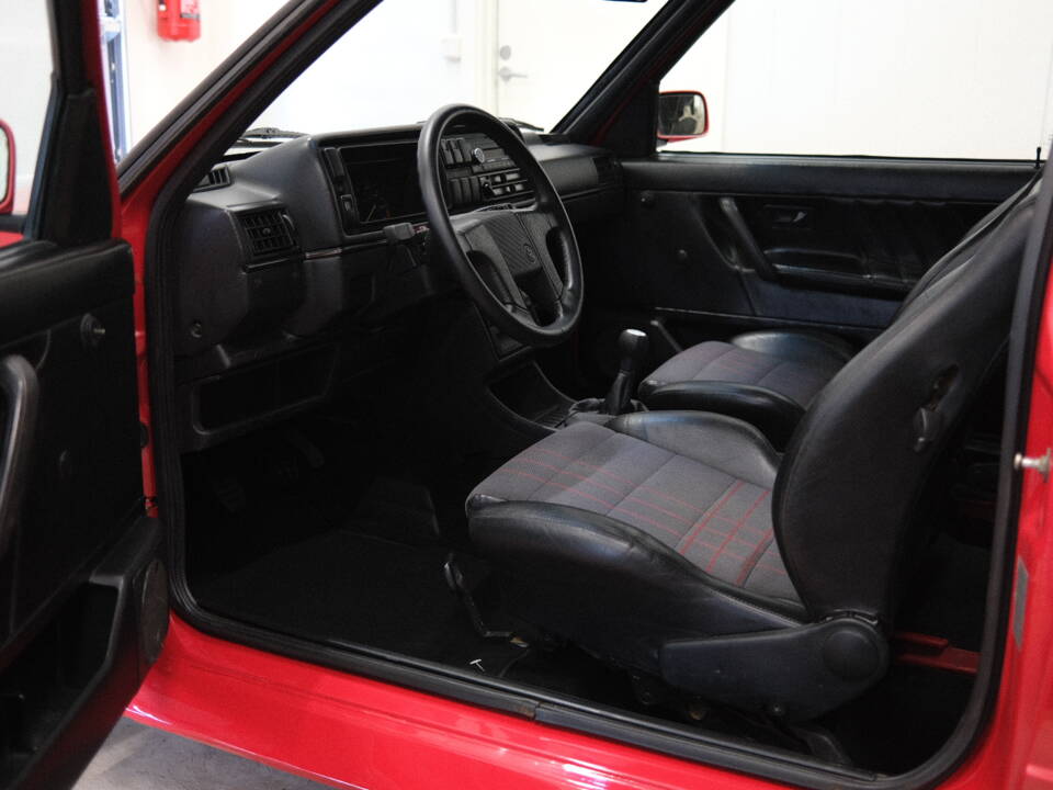Bild 3/50 von Volkswagen Golf II Rallye 1.8 (1989)