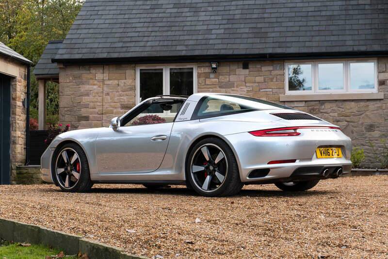 Bild 19/50 von Porsche 911 Targa 4S (2016)