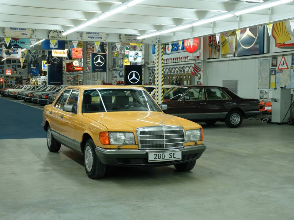 Bild 15/50 von Mercedes-Benz 280 SE (1981)
