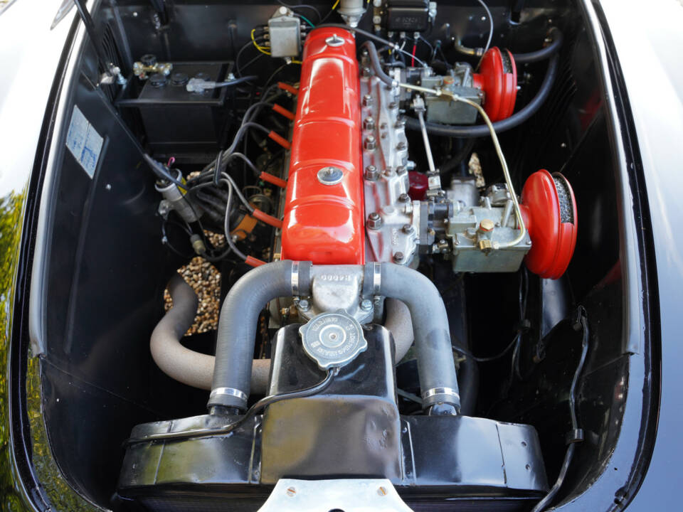 Image 23/50 of Nash-Healey Roadster (1953)