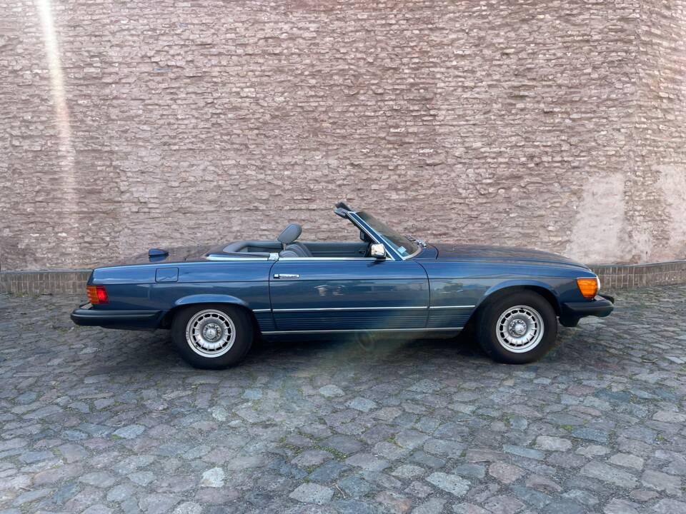 Afbeelding 118/146 van Mercedes-Benz 380 SL (1982)