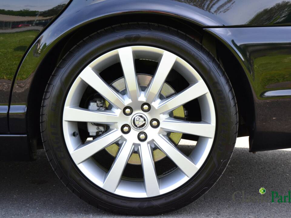 Image 47/50 of Jaguar XJ 2.7 D (2008)