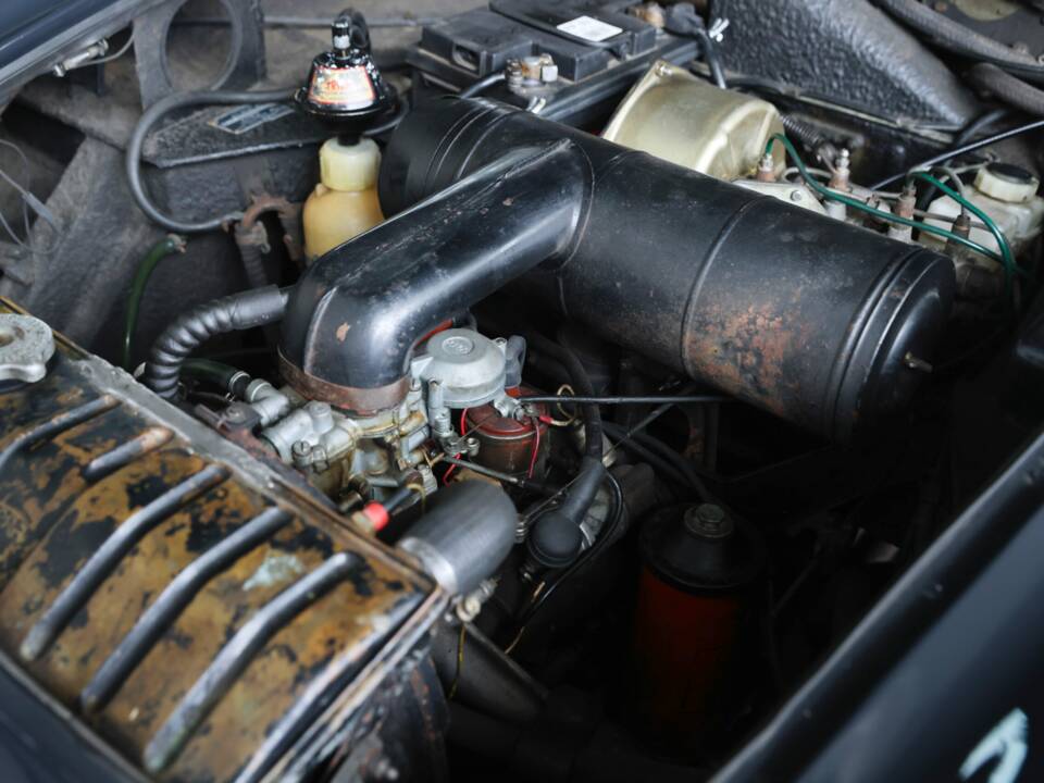 Image 34/50 of Lancia Flavia 1800 (1965)