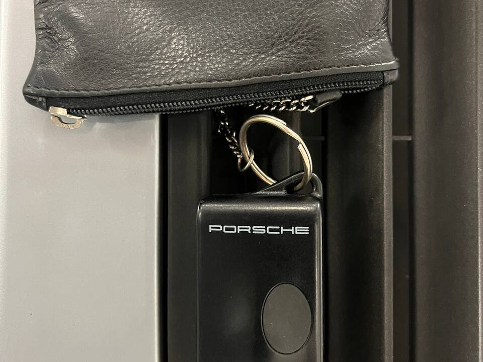 Imagen 93/96 de Porsche 911 Carrera (1996)