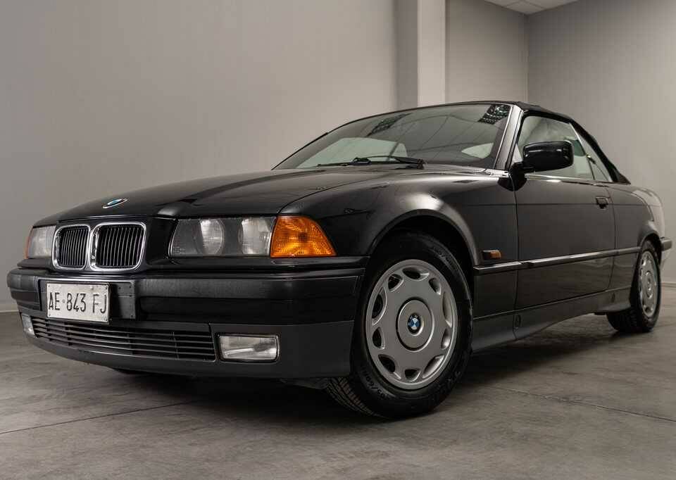 Image 1/46 de BMW 318i (1995)