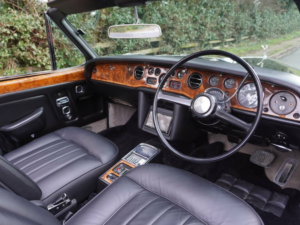 Image 8/20 of Rolls-Royce Corniche I (1971)