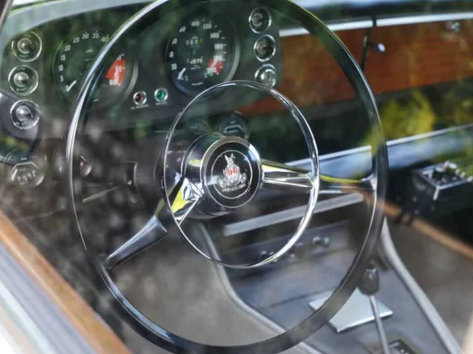 Image 13/37 of Rover 3.5 Litre Coupe (1970)