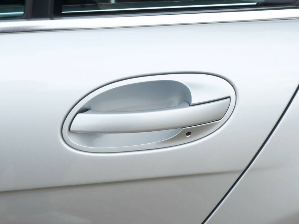 Obraz 22/50 pojazdu BMW 750i (2007)