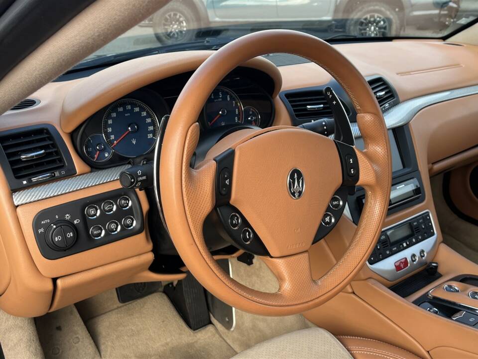 Afbeelding 12/21 van Maserati GranTurismo S (2010)