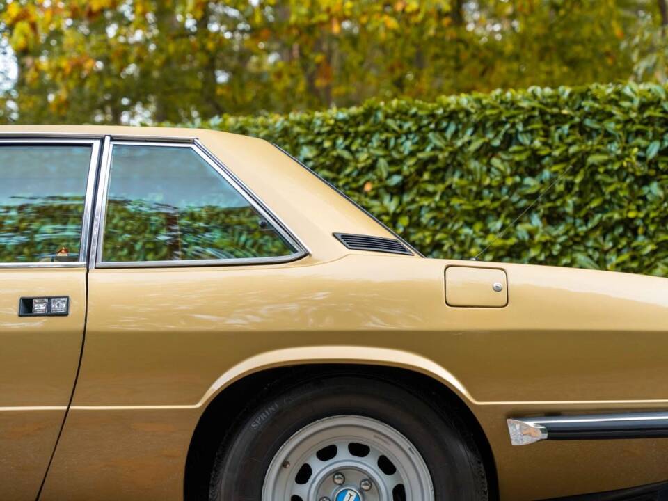Imagen 5/18 de De Tomaso Longchamp (1977)