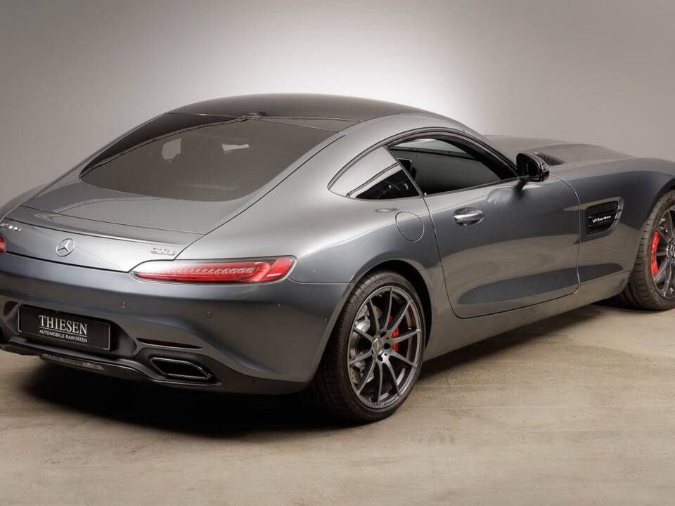 Image 7/29 of Mercedes-AMG GT-S (2015)