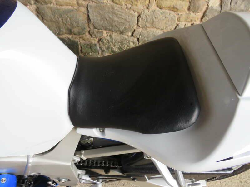 Bild 18/37 von Suzuki DUMMY (2002)