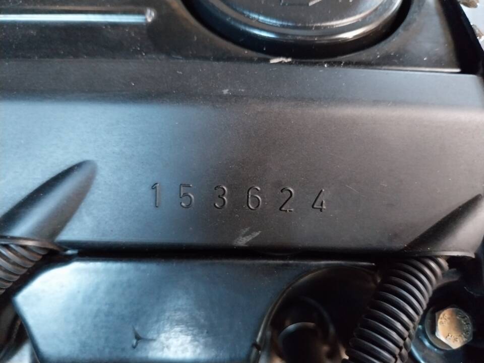 Image 41/43 of Mercedes-Benz 300 SL (1989)