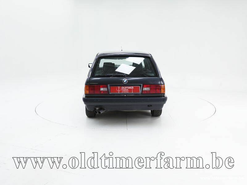 Imagen 7/15 de BMW 325i Touring (1988)