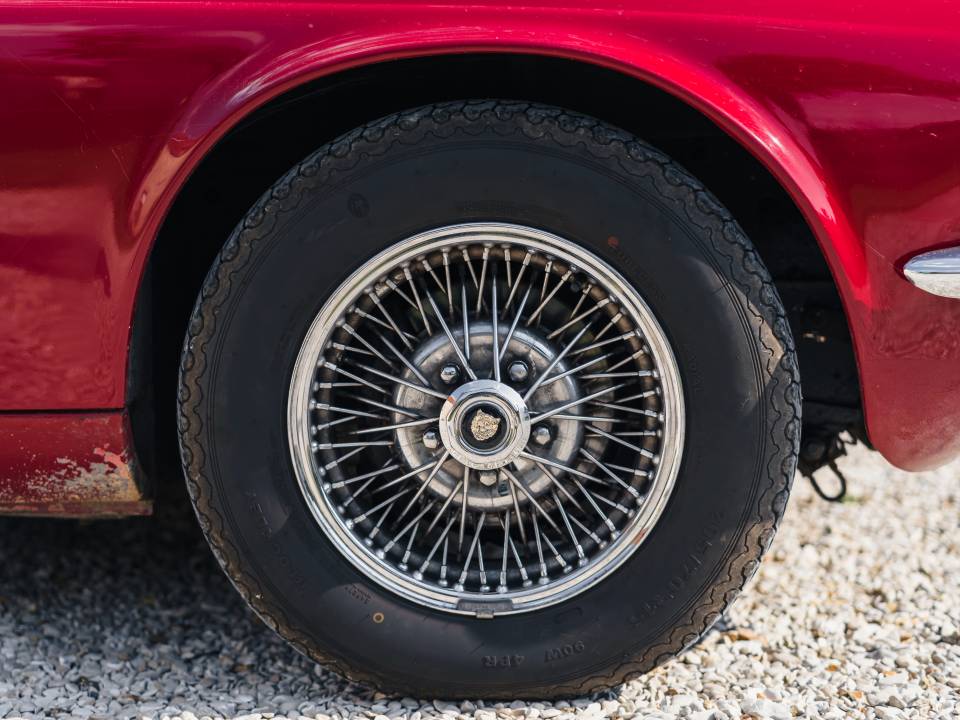 Imagen 7/16 de Jaguar XJ 6 C 4.2 (1975)