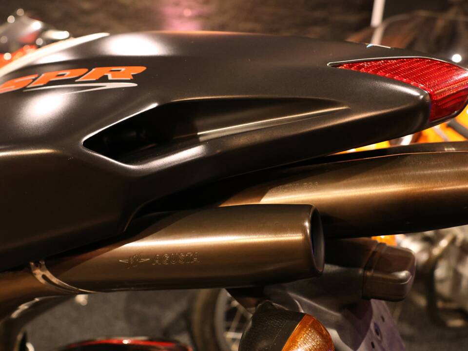 Bild 29/38 von MV Agusta F4 SPR (2003)
