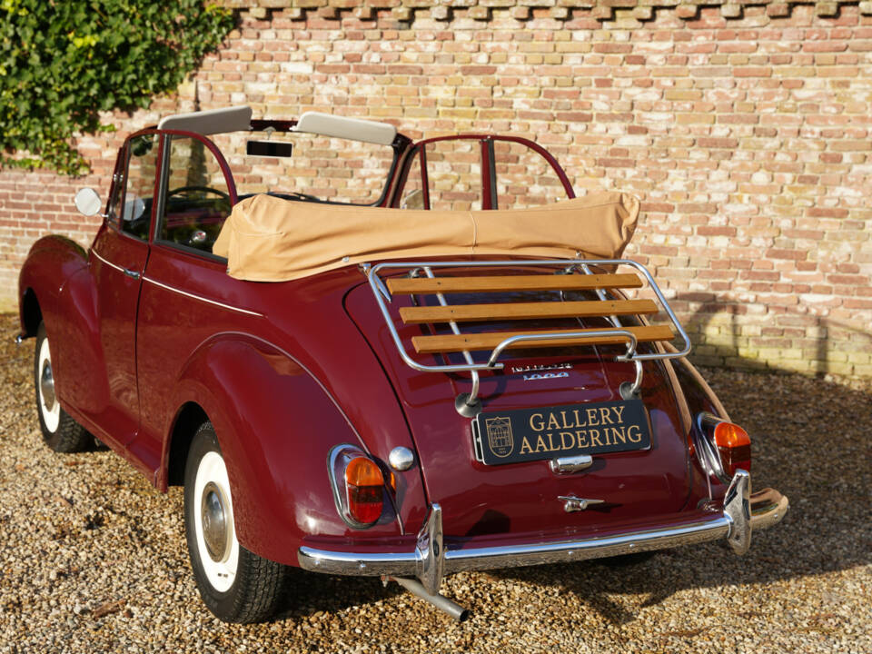 Image 13/50 de Morris Minor 1000 (1969)