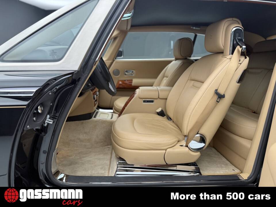 Bild 9/15 von Rolls-Royce Phantom Coupé (2009)