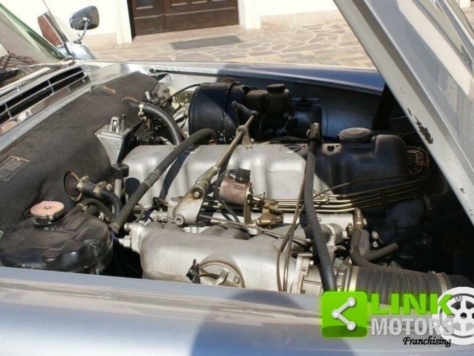 Image 18/50 de Mercedes-Benz 230 SL (1967)