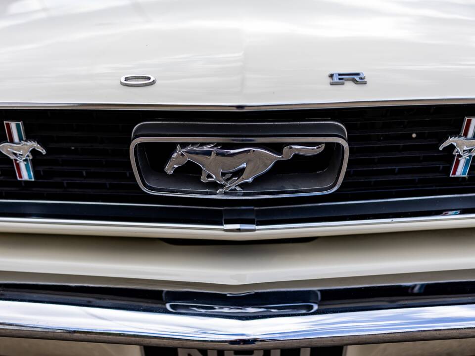 Image 11/50 of Ford Mustang 200 (1966)