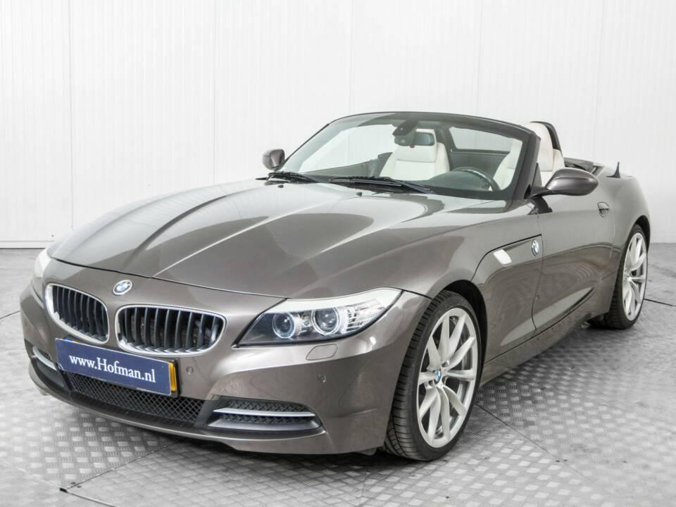Image 18/50 of BMW Z4 sDrive23i (2009)