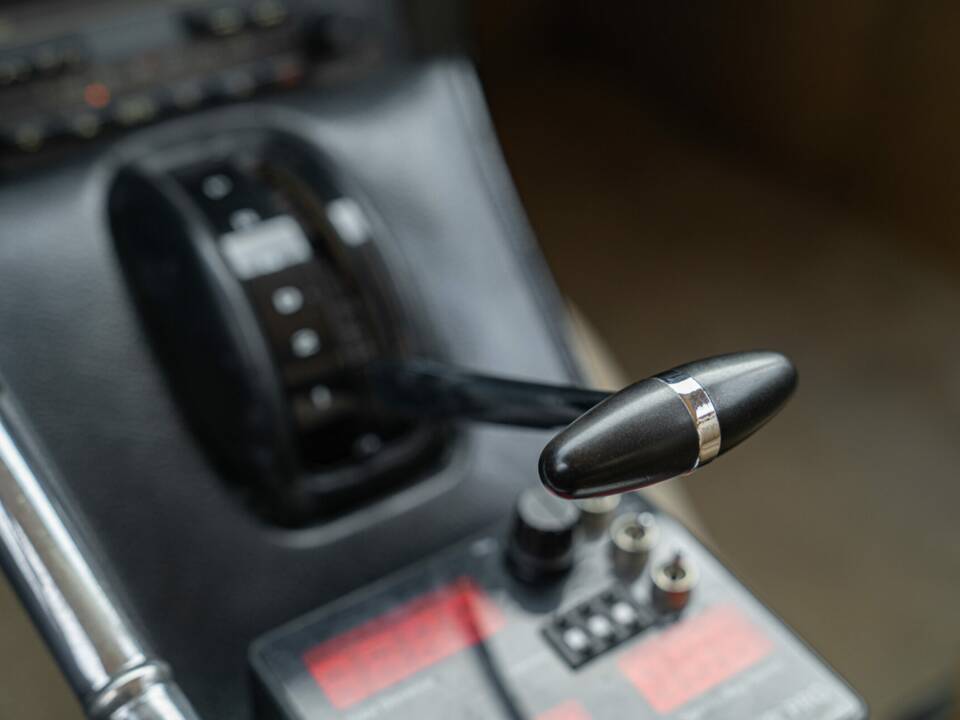 Bild 42/50 von Jaguar E-Type V12 (2+2) (1971)