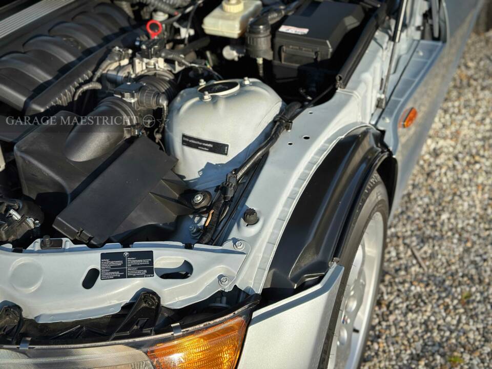 Image 25/66 de BMW Z3 2.8 (1998)